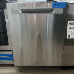 GE Top Control Built-in Dishwasher With Third Rack (Stainless Steel) ENERGY STAR, 50-Decibel