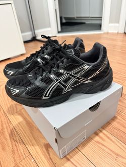 ASICS 1130 Black Pure Silver running shoes