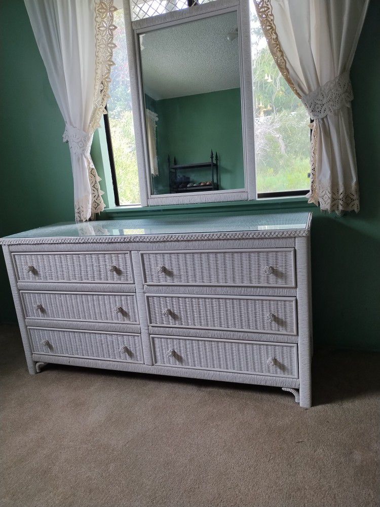 White Wicker Chest And desk With Chair 