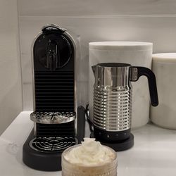 Nespresso CitiZ espresso machine with Aeroccino milk frother