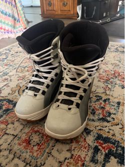 Snowboard boots size 14