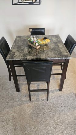 Dining Table Set