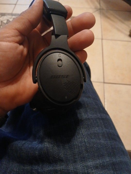 Bose Bluetooth Wireless Headset.