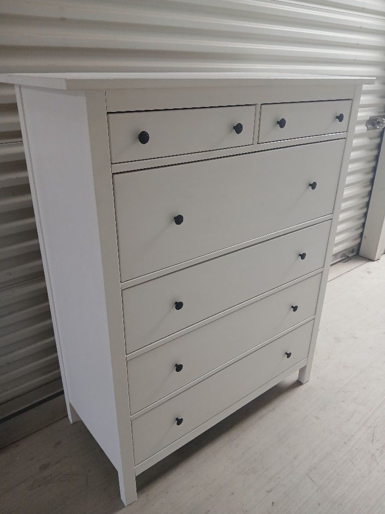 White Ikea Hemnes