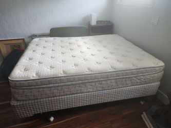 Free queen bed