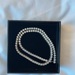 Diamond Tennis Bracelet. New and mint condition. 