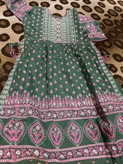 Niara Cut Shalwar Kamiz Size 42
