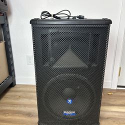 Mackie SA1521 Powered Speaker – Large PA Speaker – Local Pickup Only 