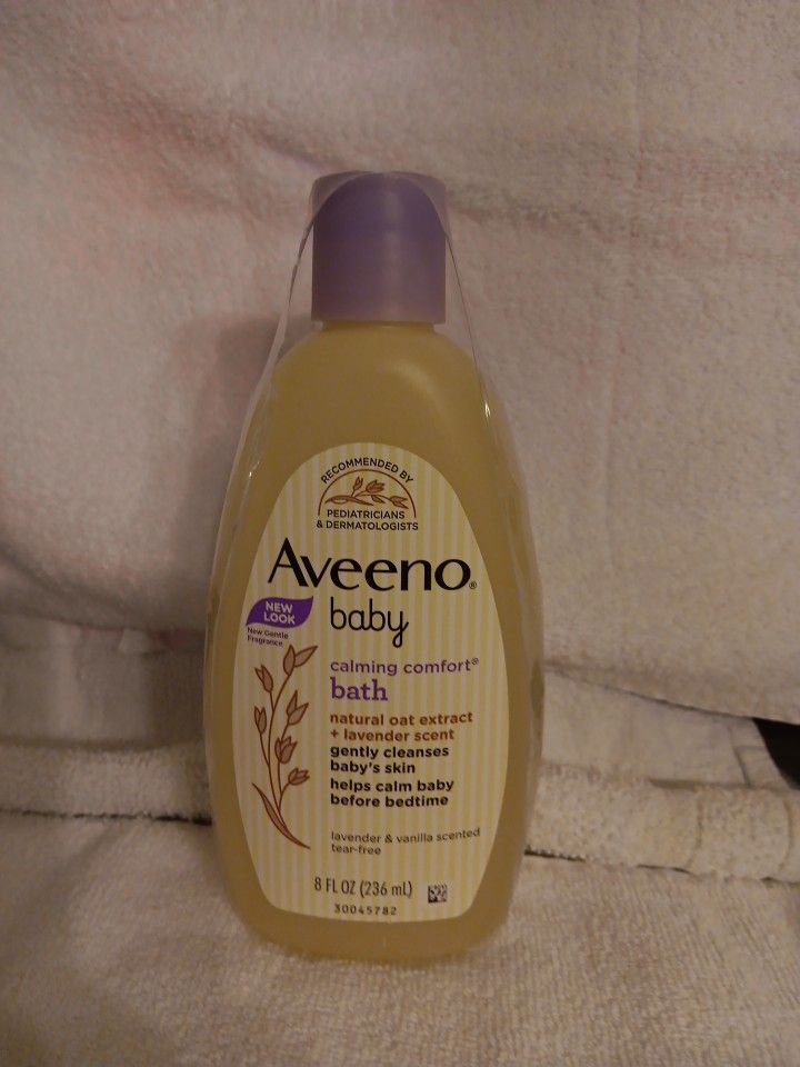 Aveeno Baby Calming Comfort Wash 8 0z 