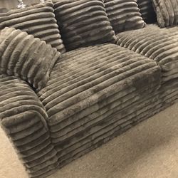 Huge Couch And Sectional Deals 