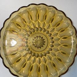 Beautiful Vintage 10" Amber Glass Round Serving Dish


