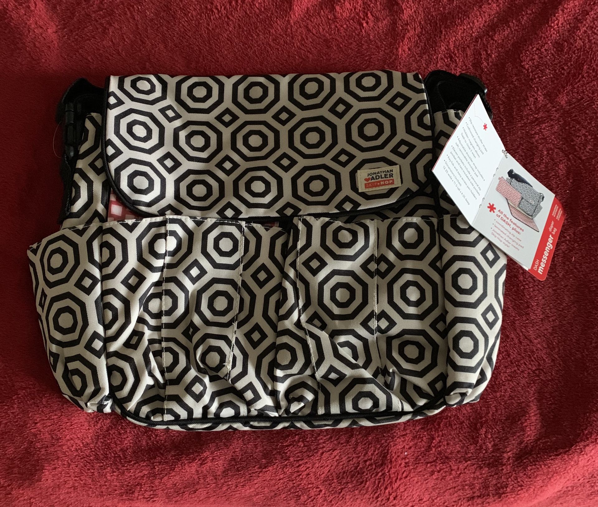Skip Hop - Duo Diaper Bag. New with tags