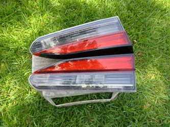 2022 Toyota Corolla cross OEM Original  rt back up lights