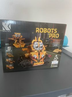 KeeYee World Robots Pro Building Set K96183
