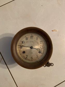 Antique ship clock keeps good Time