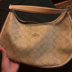Coach shoulder bag