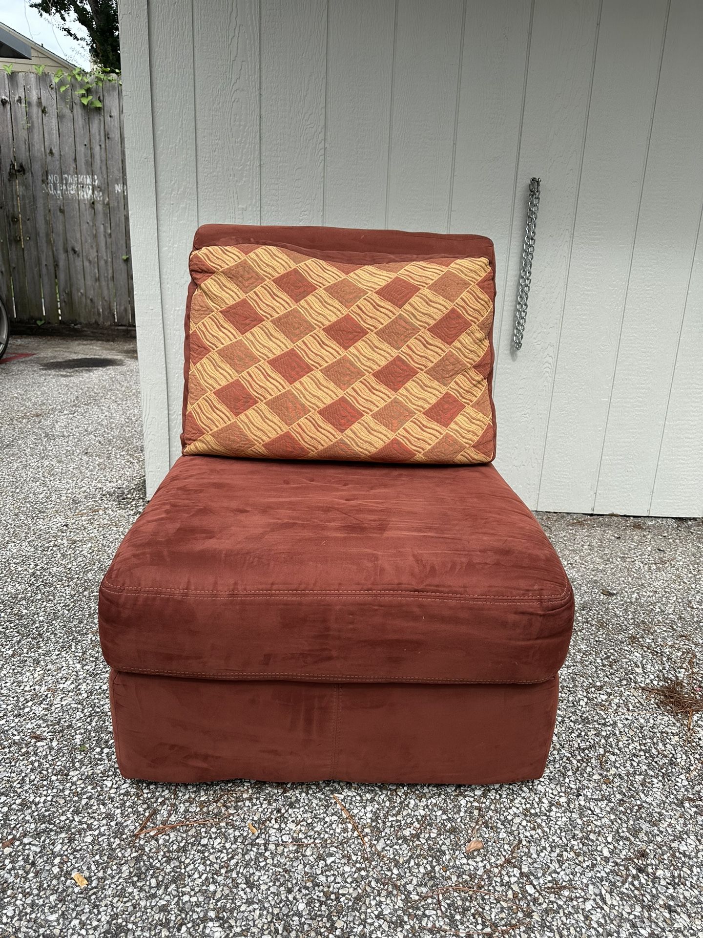 Armless Lounge Chair