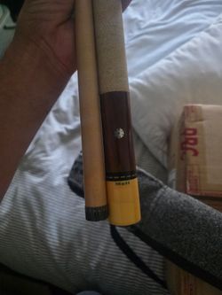 Vintage 1980s Mali Pool Cue (Unplayed / NOS) + It’s George Sleeve & Cue Cube