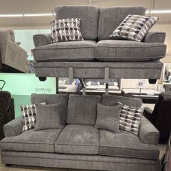 Beautiful Sofa Set 