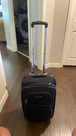Suitcase- Carryon expandable