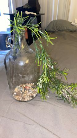 Beautiful Glass Bottle antique clear Centerpiece Vase stones Transparent decore jar unique zen