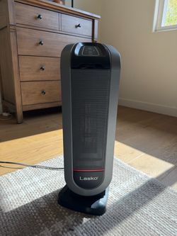 Portable space heaters (quantity 2)