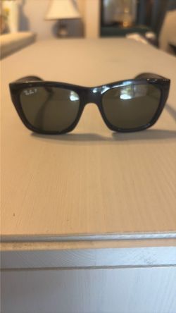 Ray-Ban Polarized Sunglasses Black Frame