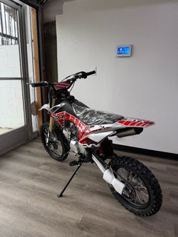 Brand new Dirt-Bike