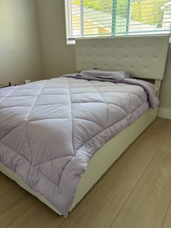 White Tufted Upholstered Full Bed Frame with Storage