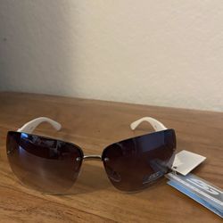 Sunglasses Brand New Only 20.00