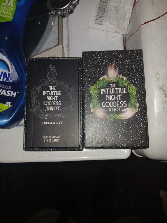 The Intuitive Night Coddess Tarot