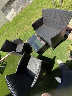 4-Piece Outdoor Patio Wicker Conversation Set