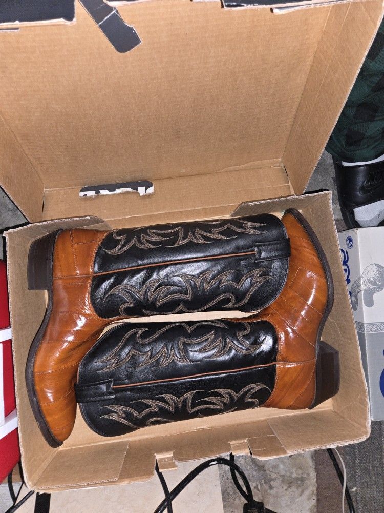 Boots 