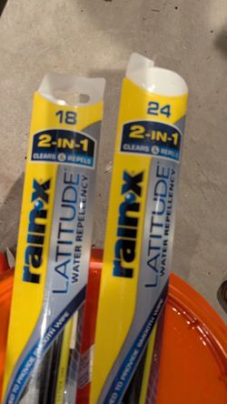 Windshield Wipers 18" And 24"