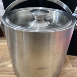 Stainless ice bucket