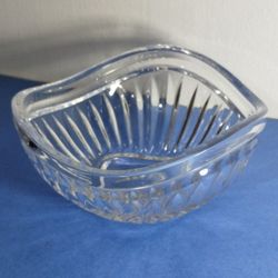 MIKASA CRYSTAL BOWL 6"×4" - V50