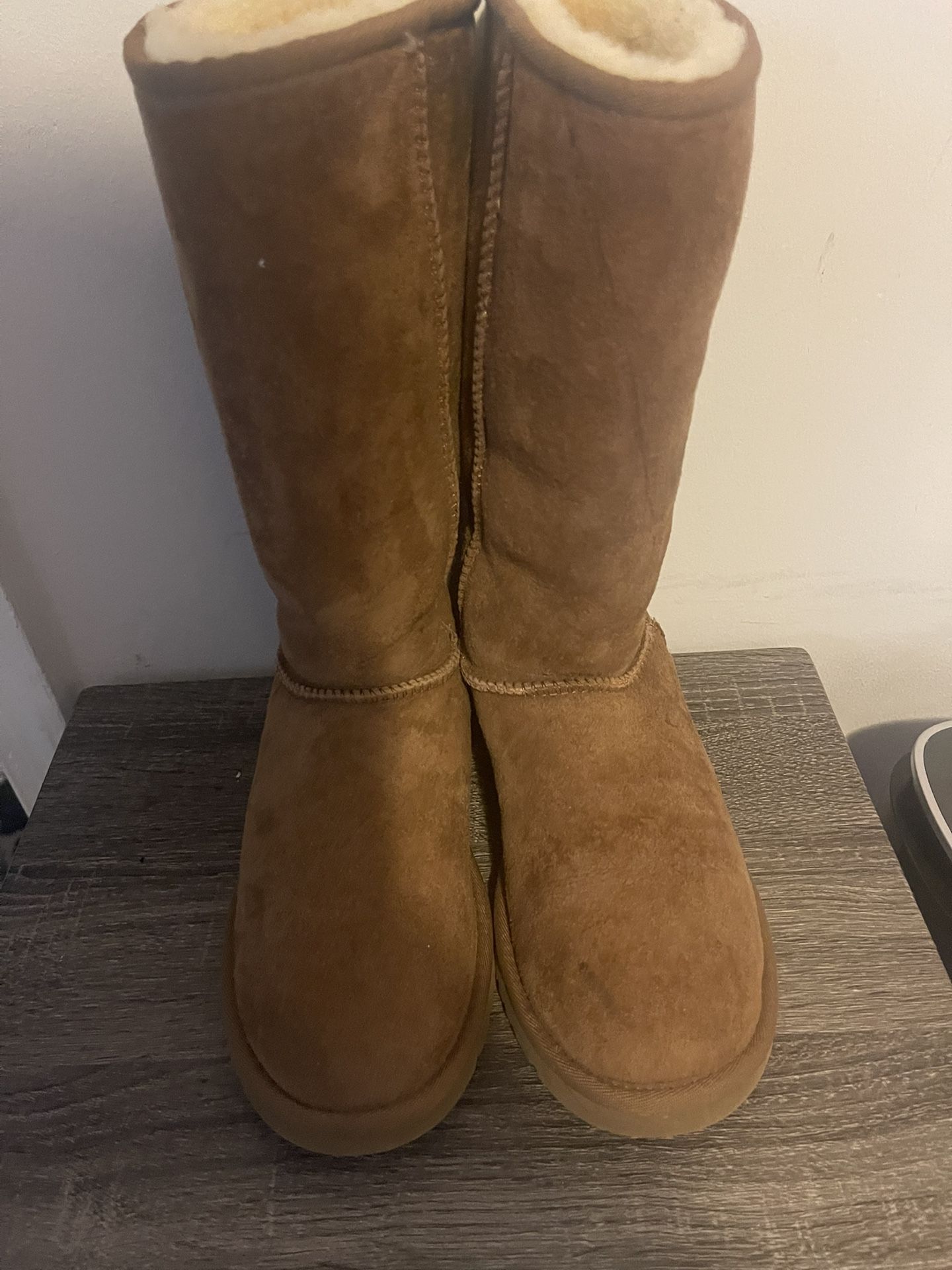 Ugg