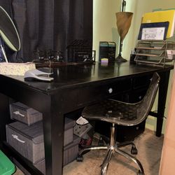 Black Desk With Matching Filing Cabinet. 