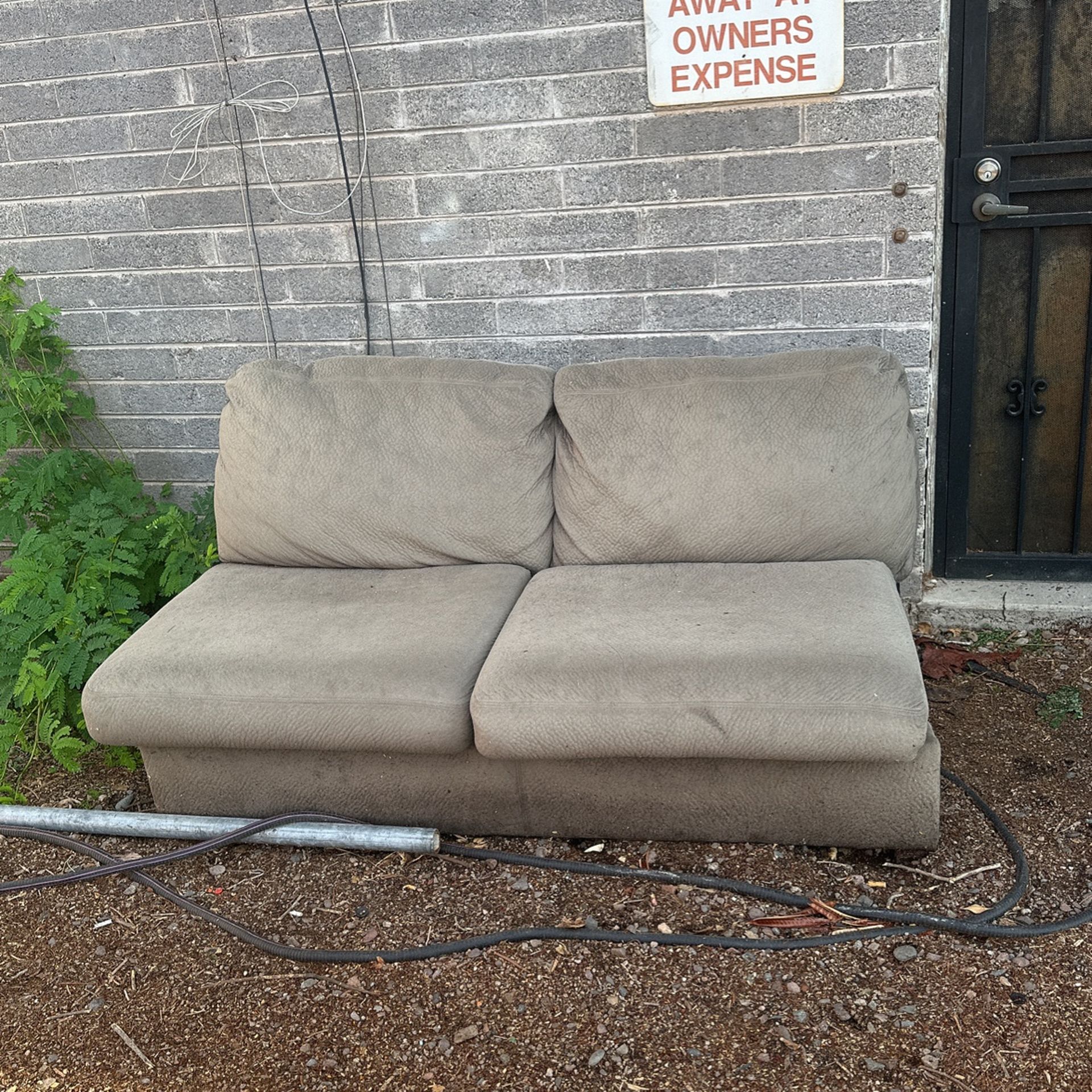 free couch for Sale in Scottsdale, AZ OfferUp