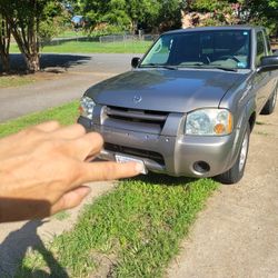 2004 Nissan Frontier 130k Milles