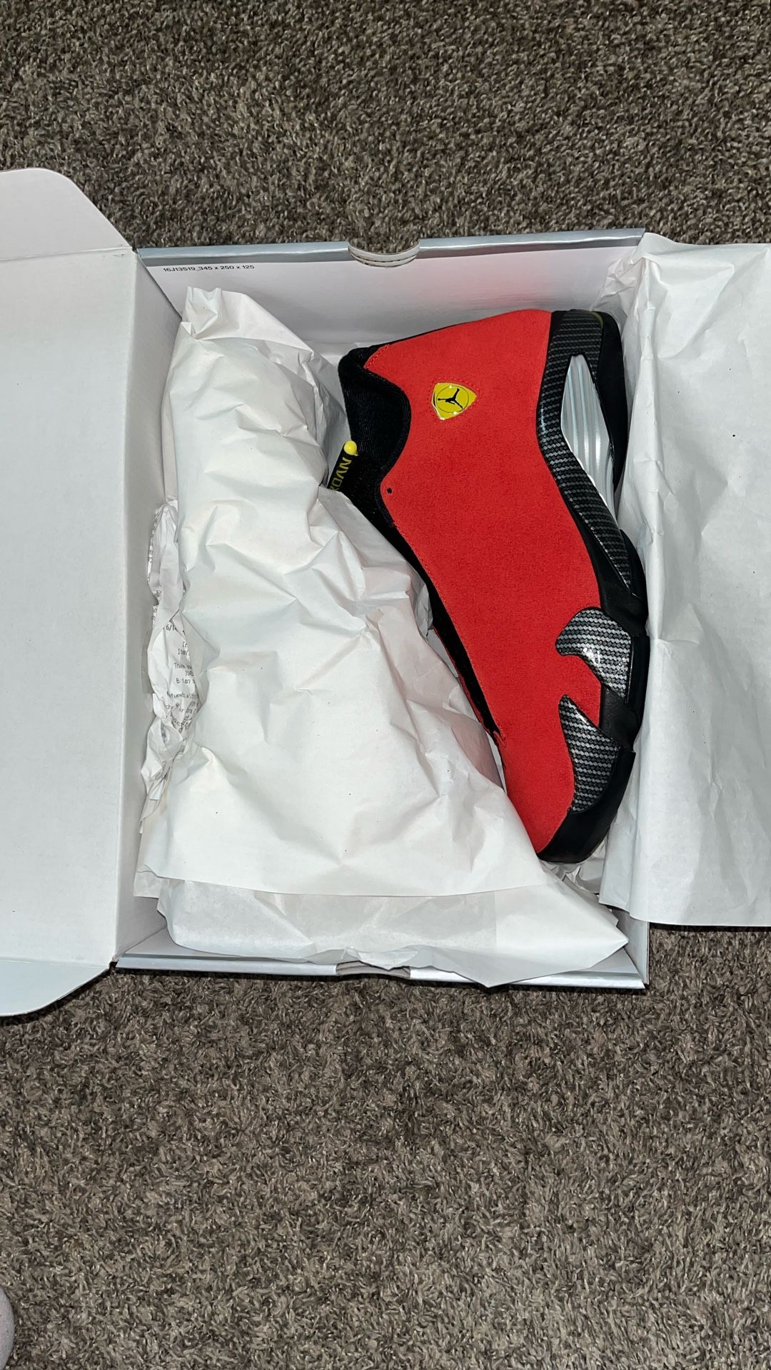 Jordan 14 Retro - Ferrari 2025 Size 8,9,10,10.5