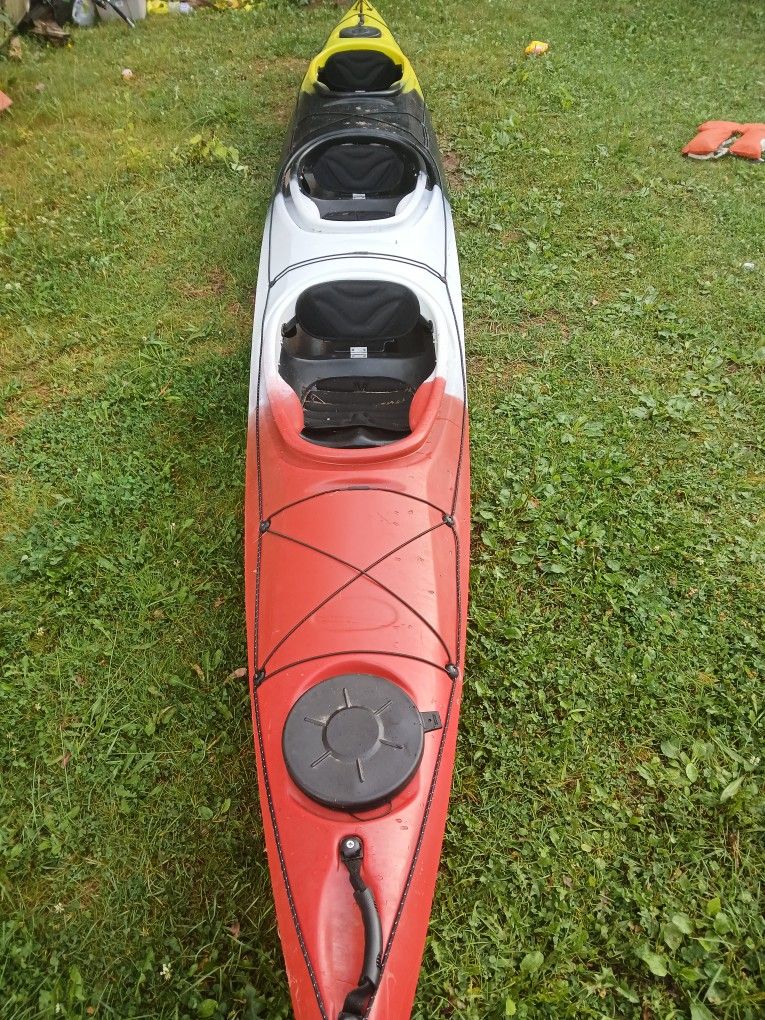 Burton Custom flying V 154 with Malavita Bindings