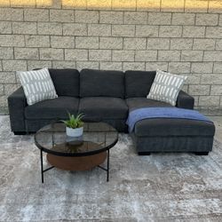 *Free Delivery* Gray Sectional Couch Sleeper Sofa w/ Storage