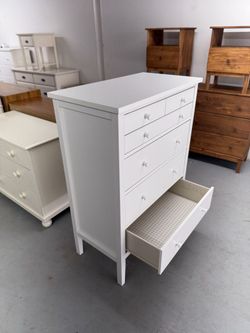 White IKEA Gullaberg 6 Drawer Dresser for Sale in Phoenix, AZ - OfferUp White IKEA Gullaberg 6 Drawer Dresser for Sale in Phoenix, AZ - OfferUp