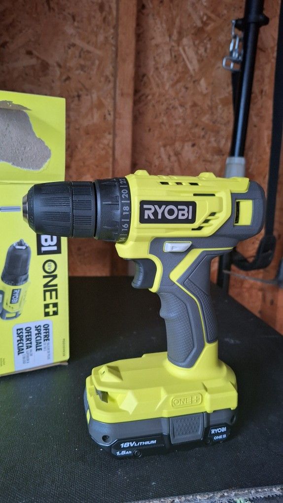 Ryobi 18v 3/8" Drill/Driver With Battery