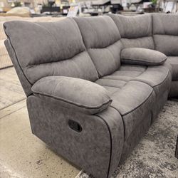 Beautiful Manual Sectional 