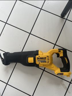Dewalt Saw Saw 60v