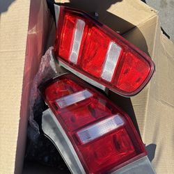 OEM Mustang 2010-2012 tail lights 