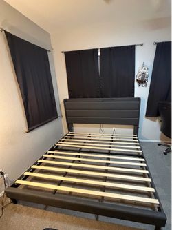 King bed frame with headboard outlet