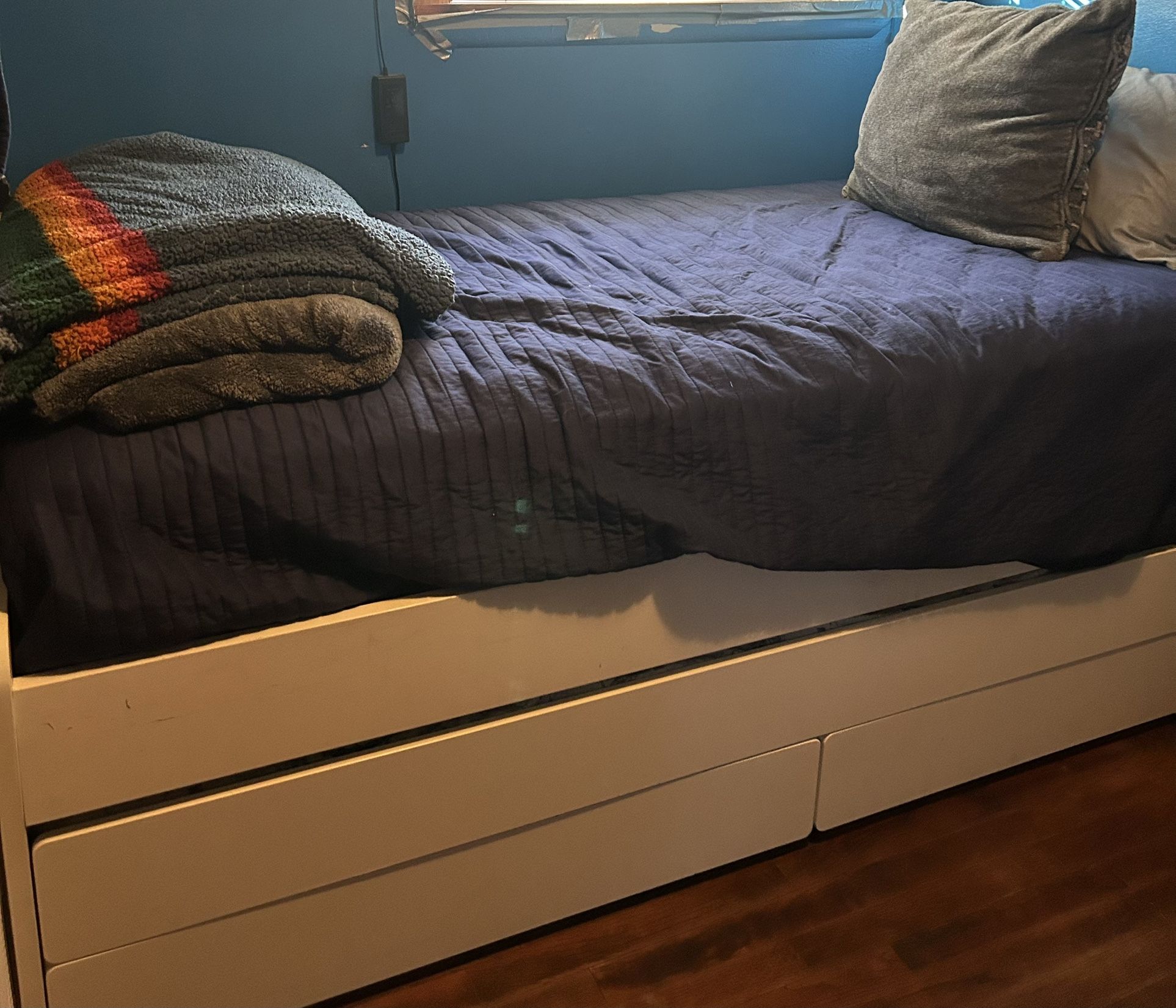 Trundle Twin Bed